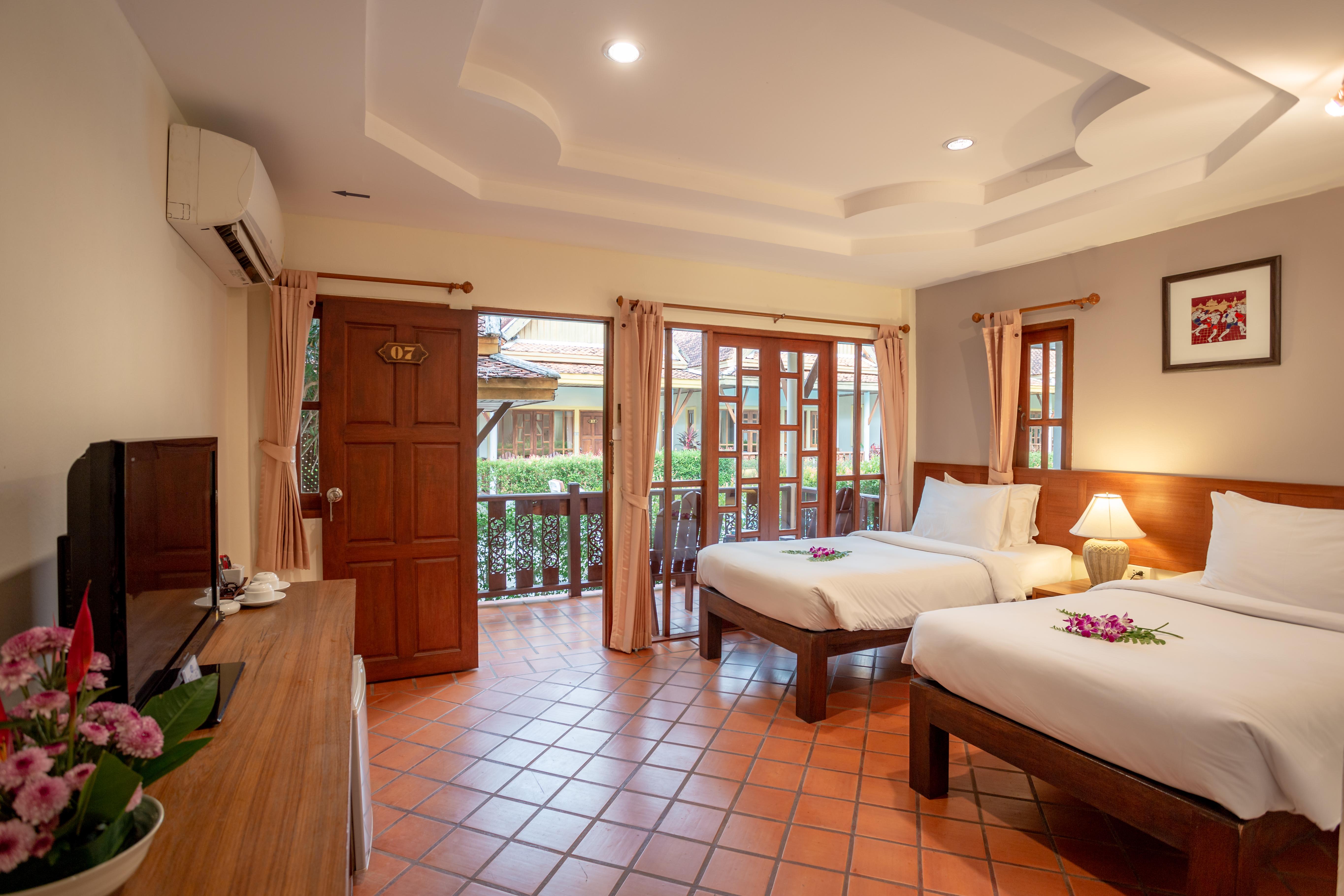 Bangtao Village Resort - Sha Bang Tao Beach  Eksteriør billede